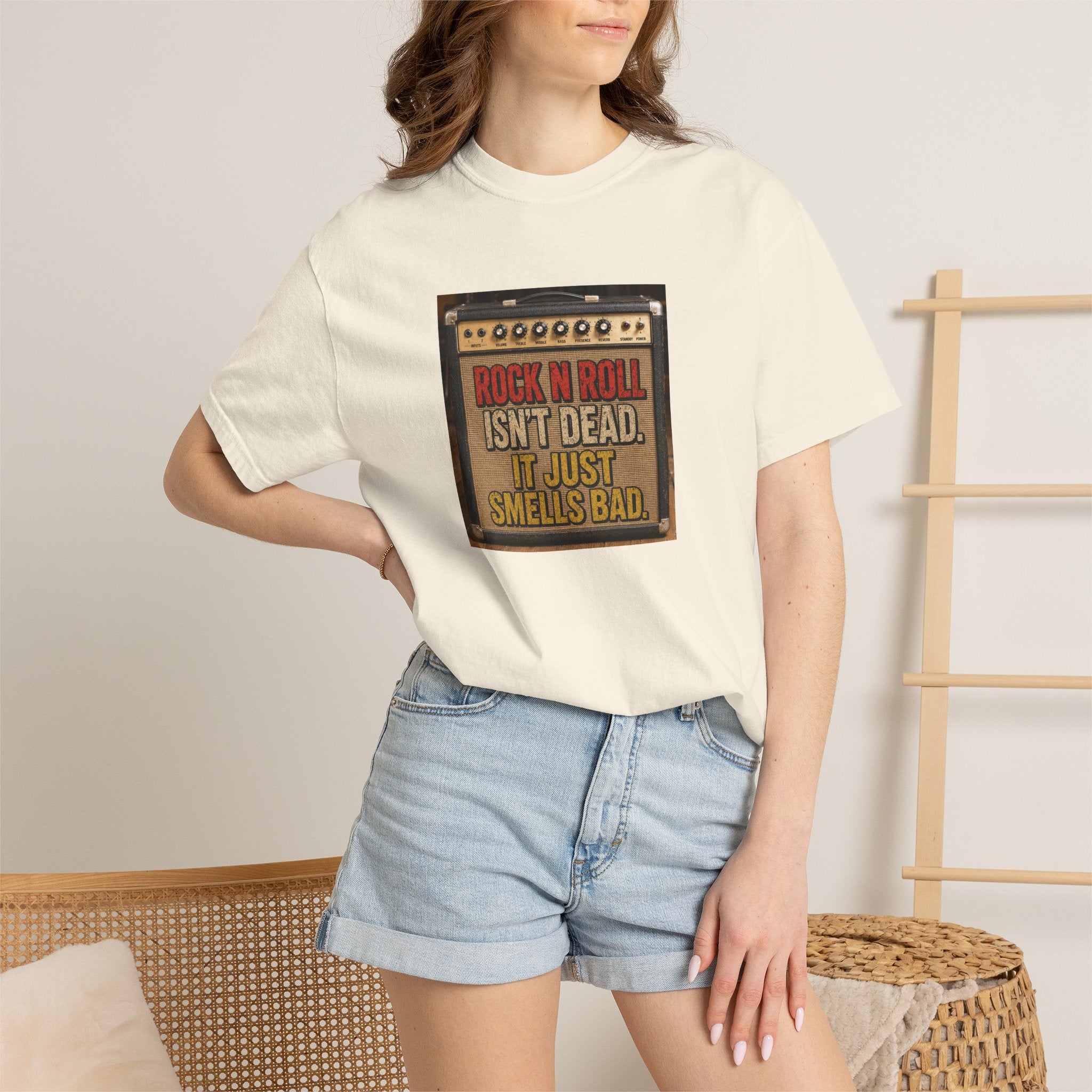 Rock 'N' Roll Isn't Dead T-Shirt — Vintage Amp Graphic Tee