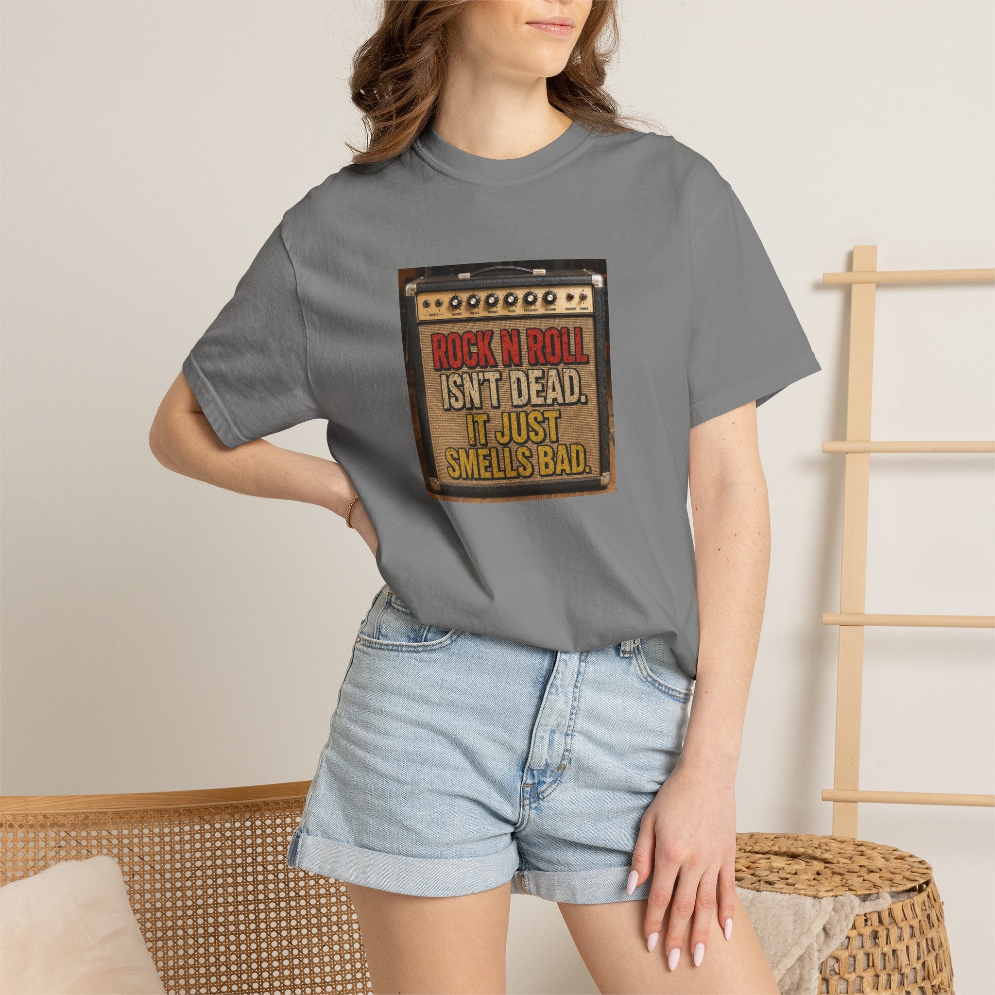 Rock 'N' Roll Isn't Dead T-Shirt — Vintage Amp Graphic Tee